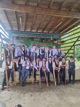 239168944_2755336408060655_146311346800023989_n