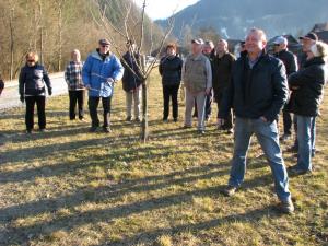 Številčna udeležba na prikazu spomladanske rezi