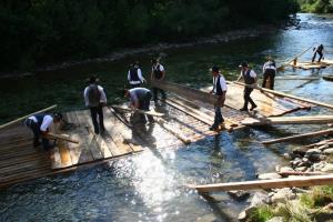 Z Modrijani uspešno zaključili 56. Flosarski bal