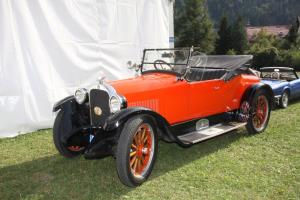 Starodobniki z jubilejnim mednarodnim srečanjem dokončno otvorili letošnji Flosarski bal