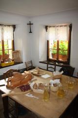 Starodobniki z jubilejnim mednarodnim srečanjem dokončno otvorili letošnji Flosarski bal