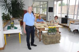 Predstavitev zbornika in odprtje razstave starodobnikov za začetek letošnjega Flosarskega bala