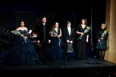 421252802_941176160717190_1730641233233028833_n